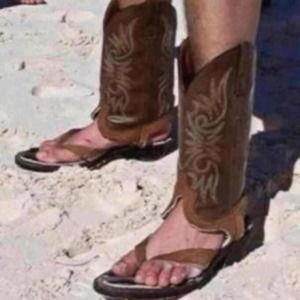 Meet your Posher, Laurie